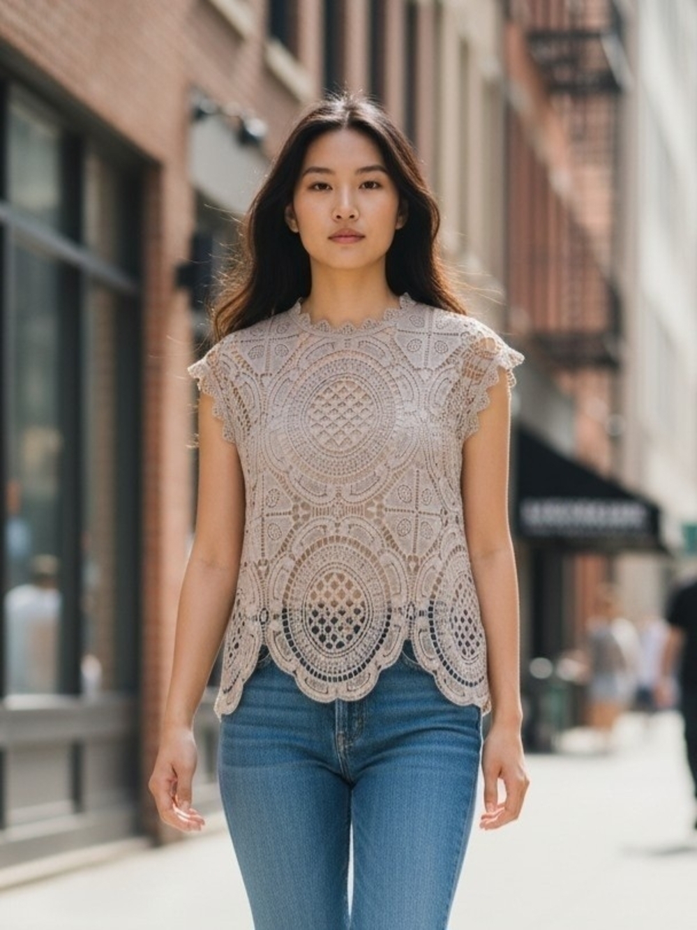 Rebellion Beige Crochet Lace Scallop-Hem Cap Sleeve Top Womens Medium